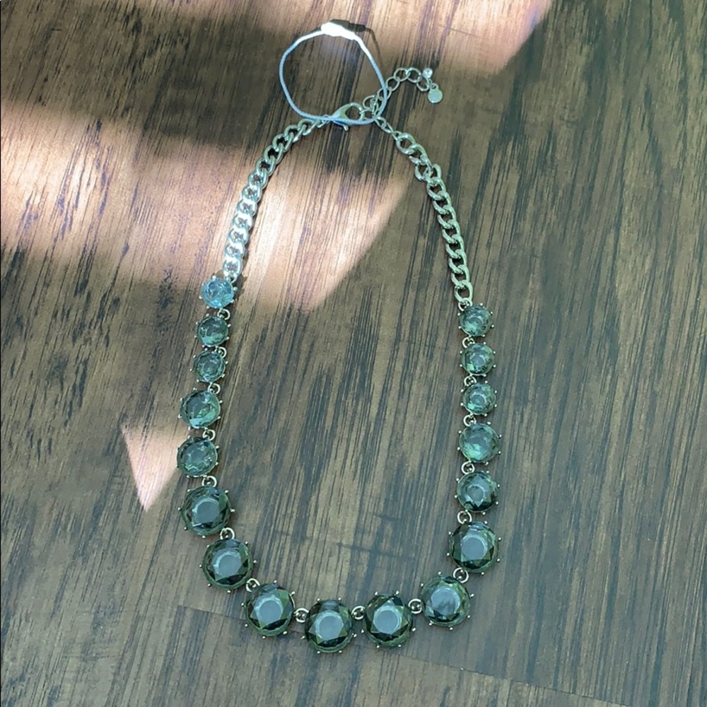 Ann Taylor Faceted crystal necklace - Picture 5 of 8